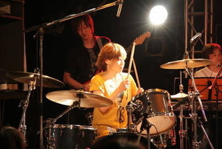 業界初!好きな曲の楽譜をカスタマイズ!必ず叩ける!仕事帰りに休日に新宿でドラムのお稽古☆