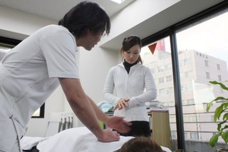 しっかりした技術と知識が身に付くから自信を持って就職できる整体科