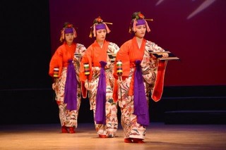 琉球舞踊のレッスン♪楽しい発表会♪王子駅♪教室ダンス(東京)